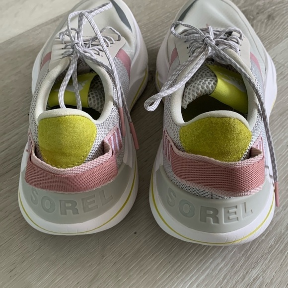 Sorel Explorer Blitz Leisure Lace Sneaker size 8 shoes - Picture 4 of 9